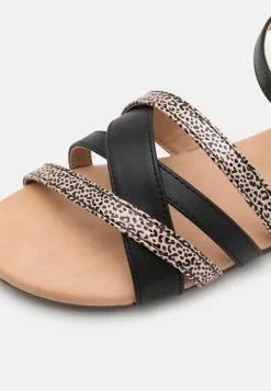 Friboo Sandalen - Black 13 Friboo Sandalen - Black -Friboo Winkel 0fd36b6434e24dd0beca0e398e89fcb3
