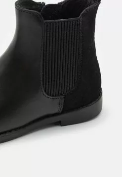 Friboo Leather - Korte Laarzen - Black 13 Friboo Leather - Korte Laarzen - Black -Friboo Winkel 13515217c26443ab8cbbd9824fdfd10b