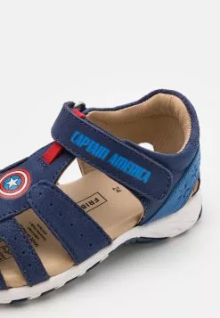 Friboo MARVEL CAPTAIN AMERICA - Outdoorsandalen -Friboo Winkel 288ef6b6e8aa4f5aaef6bb2c8731c688