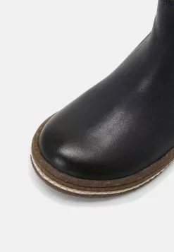 Friboo Leather Booties - Korte Laarzen - Dark Blue 13 Friboo Leather Booties - Korte Laarzen - Dark Blue -Friboo Winkel 6689351e067b410585c36469e80cc785