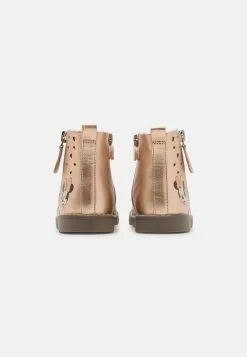 Friboo Disney Minnie Mouse - Korte Laarzen - Rose Gold 10 Friboo Disney Minnie Mouse - Korte Laarzen - Rose Gold -Friboo Winkel 6e9637723f5b455f89315fb5dd4d6160