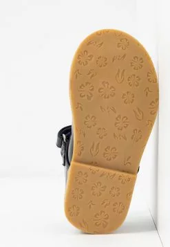 Friboo Ballerina's Met Enkelbandjes -Friboo Winkel 938d7914e88a48aab87677a6ab9c5b97