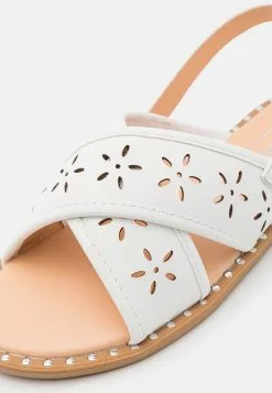 Friboo Sandalen - White -Friboo Winkel b9a67facf70a46b8bdd6f90745f5f9f5