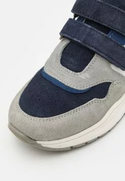 Friboo LEATHER - Sneakers Laag 11 Friboo LEATHER - Sneakers Laag -Friboo Winkel ccb9850327f44d399ab66731982cd479